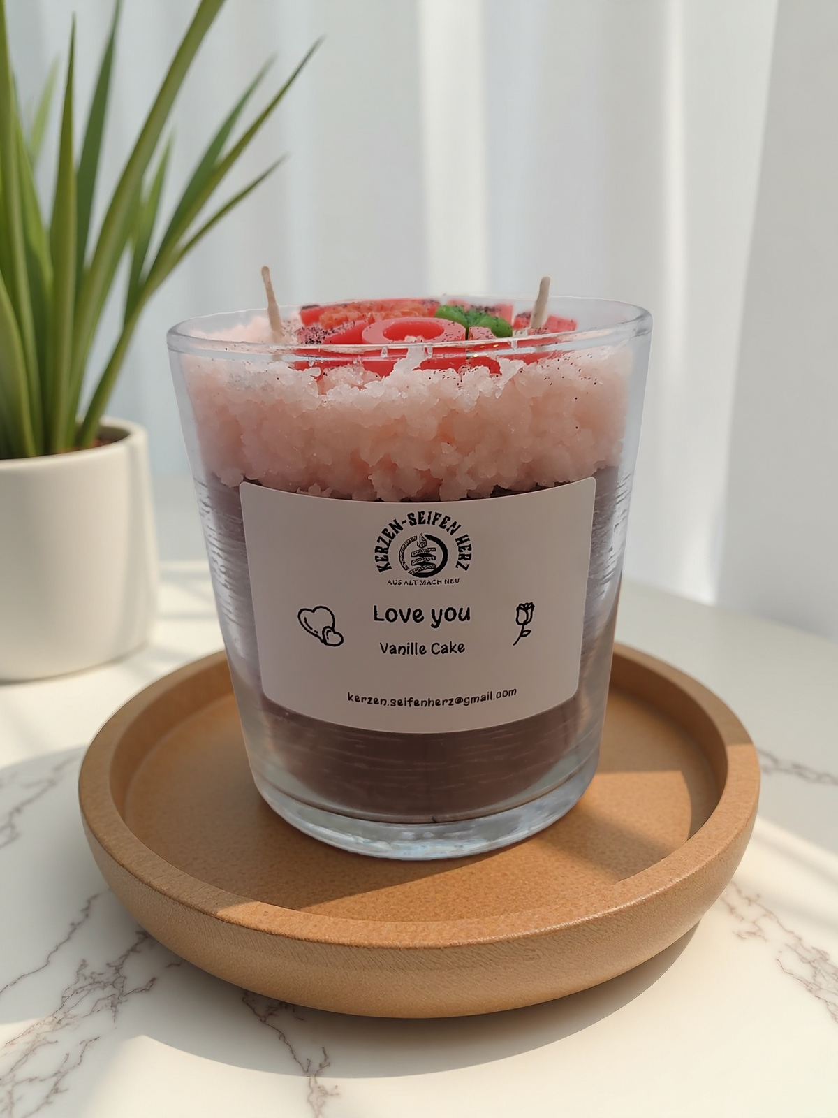 „Love you“-Duftkerze im Glas mit Vanillekuchen-Duft, Blume und Blatt aus Wachs